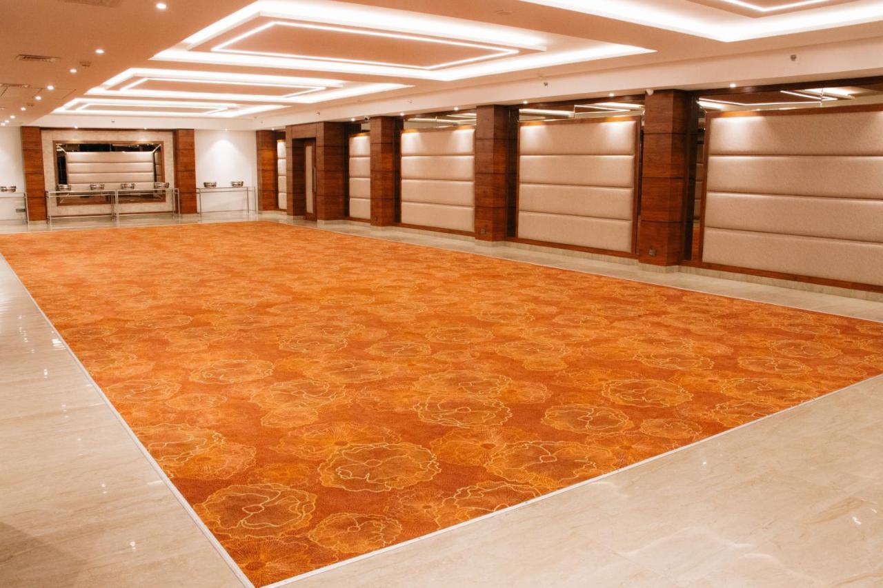 Playotel Premier Vijay Nagar Indore Dış mekan fotoğraf