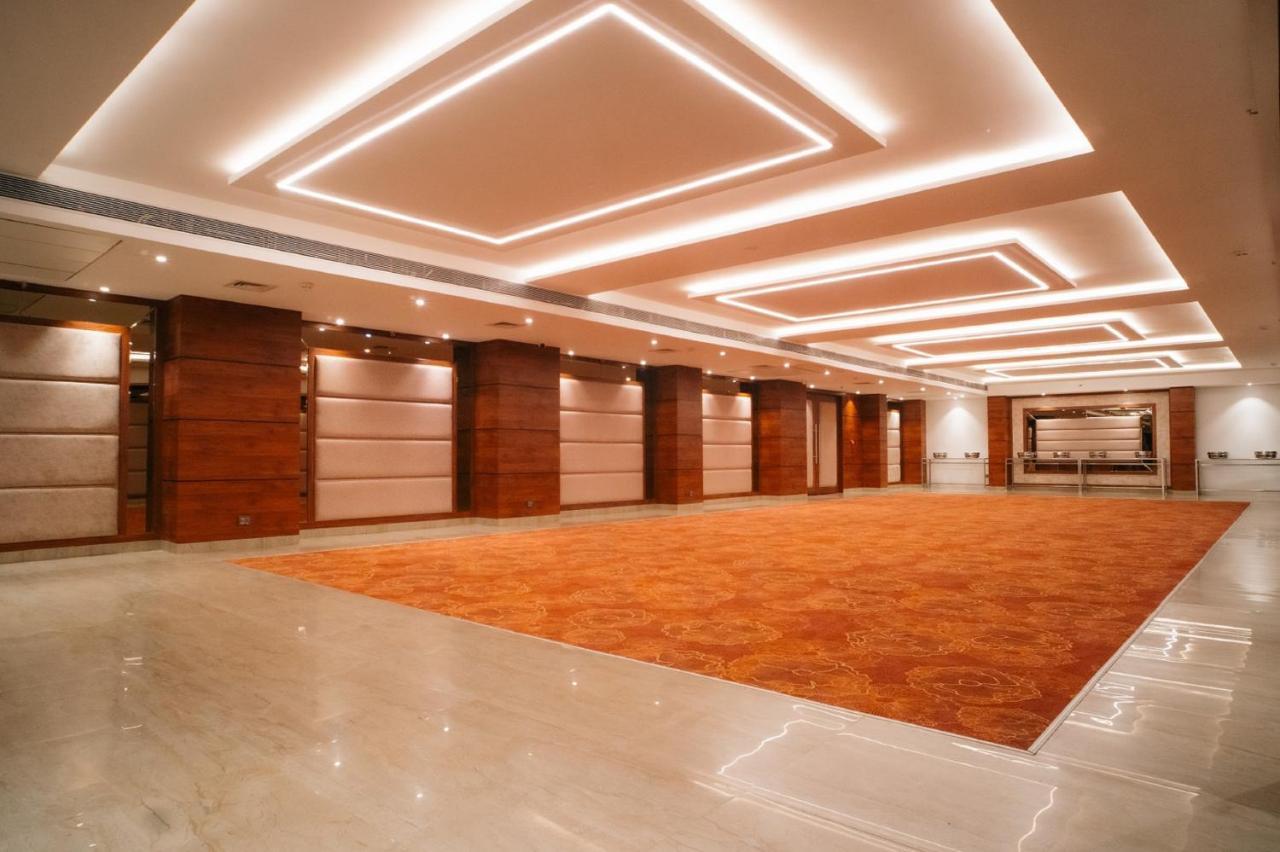 Playotel Premier Vijay Nagar Indore Dış mekan fotoğraf