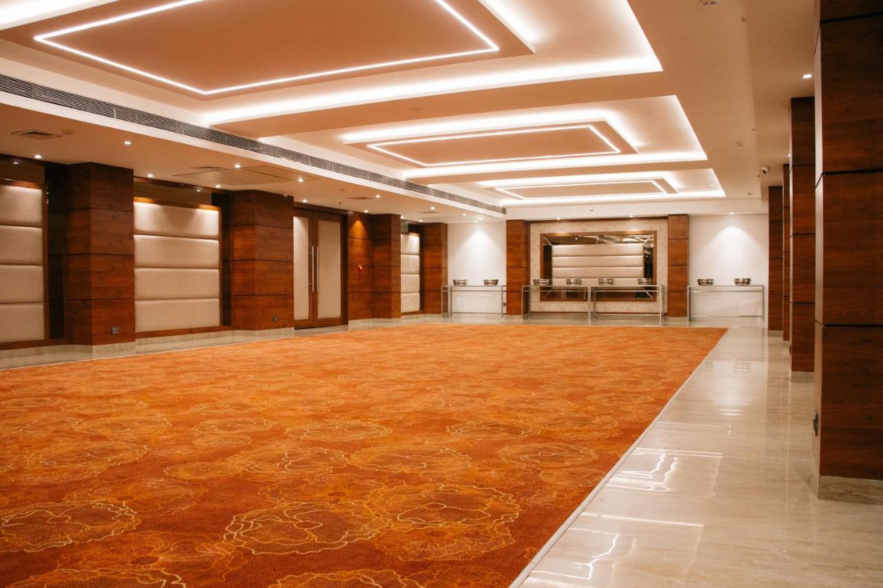 Playotel Premier Vijay Nagar Indore Dış mekan fotoğraf