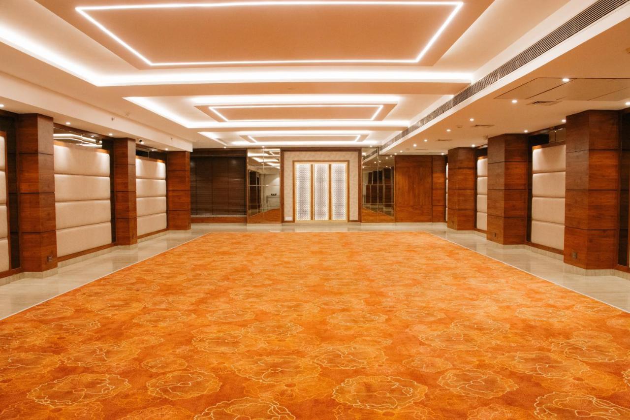 Playotel Premier Vijay Nagar Indore Dış mekan fotoğraf