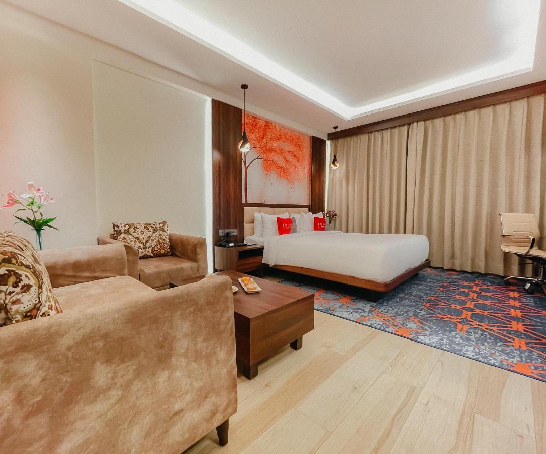 Playotel Premier Vijay Nagar Indore Dış mekan fotoğraf