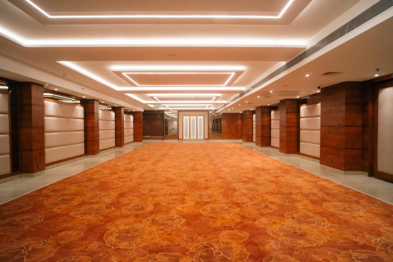 Playotel Premier Vijay Nagar Indore Dış mekan fotoğraf